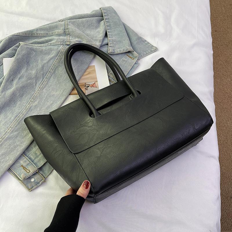 

Dadi high-value large bag women s bag 2025 new trendy Korean version large-capacity handbag retro commuter tote bag чёрный