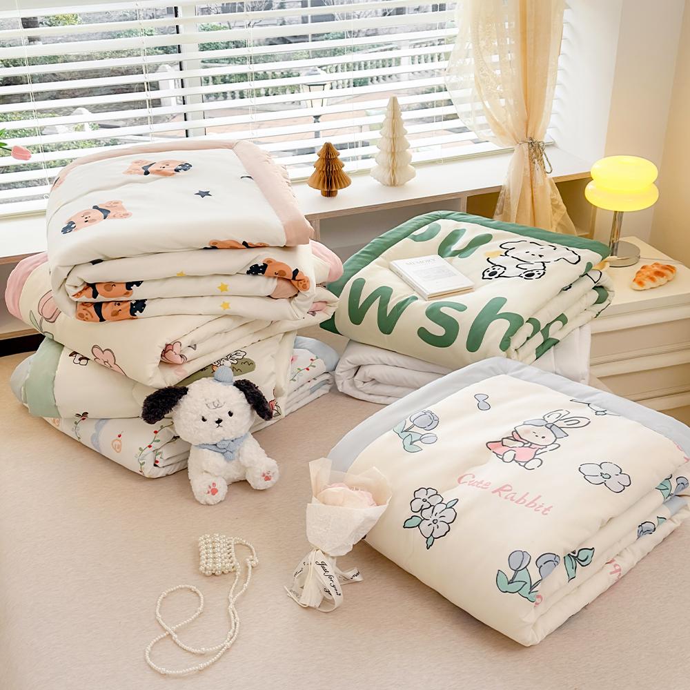 YanYangTian Summer Thin Quilt Comforter Soft Air Conditioning Four-season Quilt/Duvet/Blanket Bed Duvets 150 Single Bed Quilt