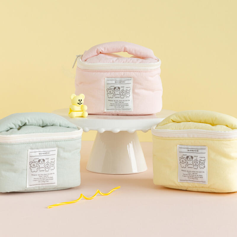 Momo's Marshmallow Daily Makeup Pouch