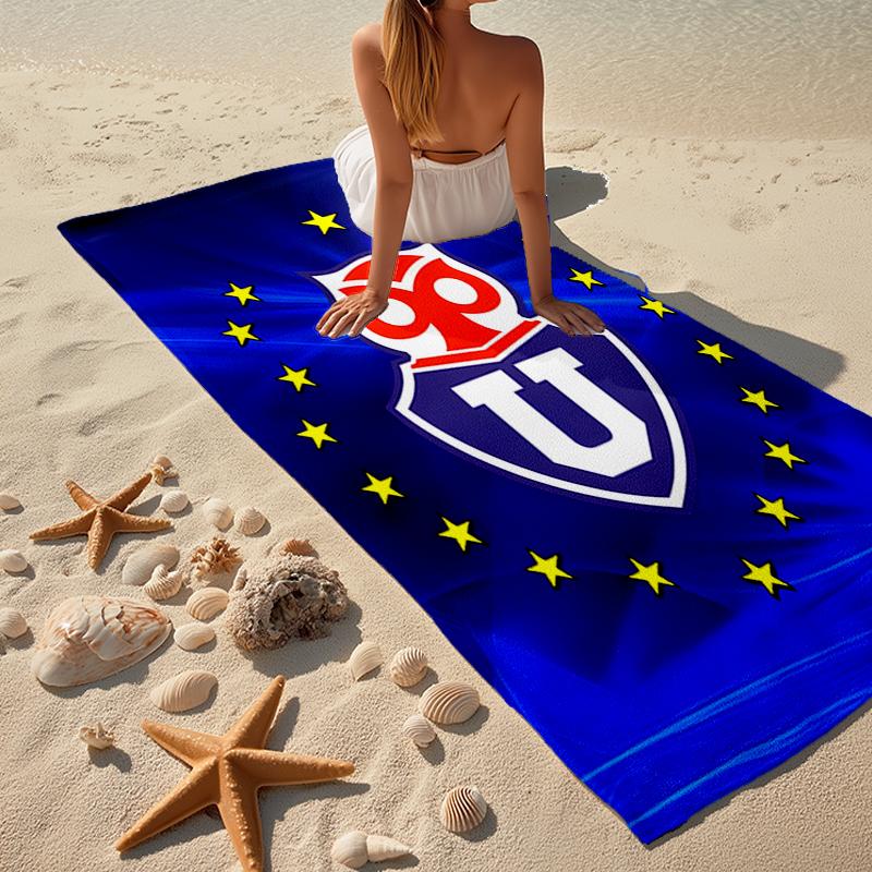 Universidad de Chile Fashion Beach Towel: Ideal for Summer Adventures Soft, absorbent and quick drying suitable for swimming and bathing