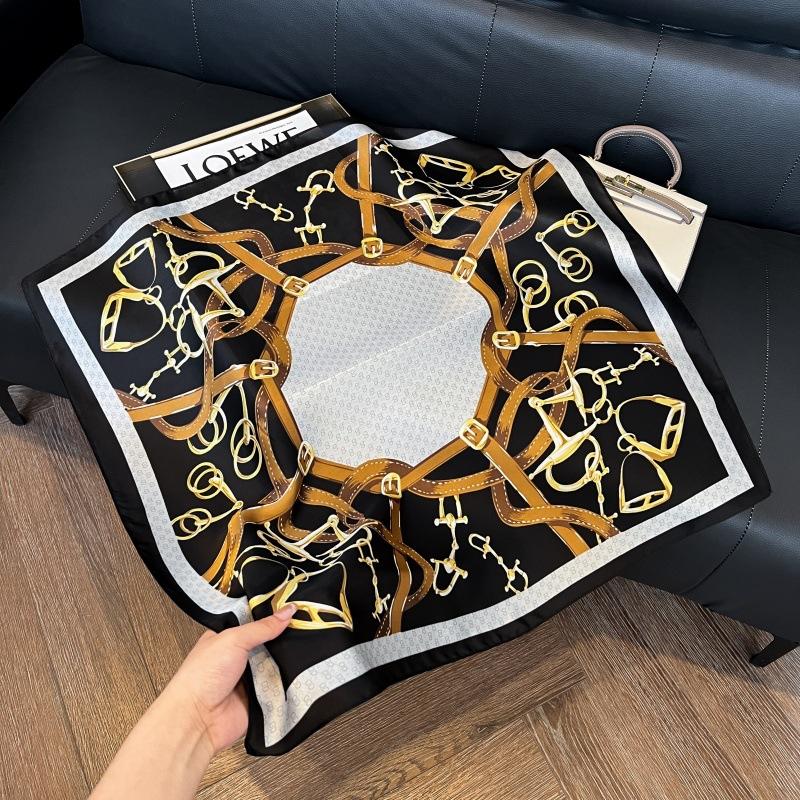 New silk scarf women's fashion versatile high-end small square scarf Korean version neck protection scarf spring and autumn retro scarf binding bag
