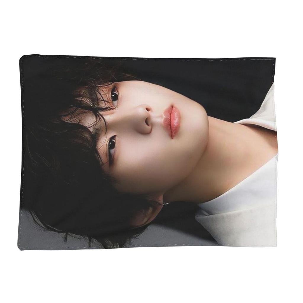 Jungwon En Kpop Blanket Soft Warm Flannel Throw Blanket Cover for Bed Living Room Picnic Travel Home Sofa