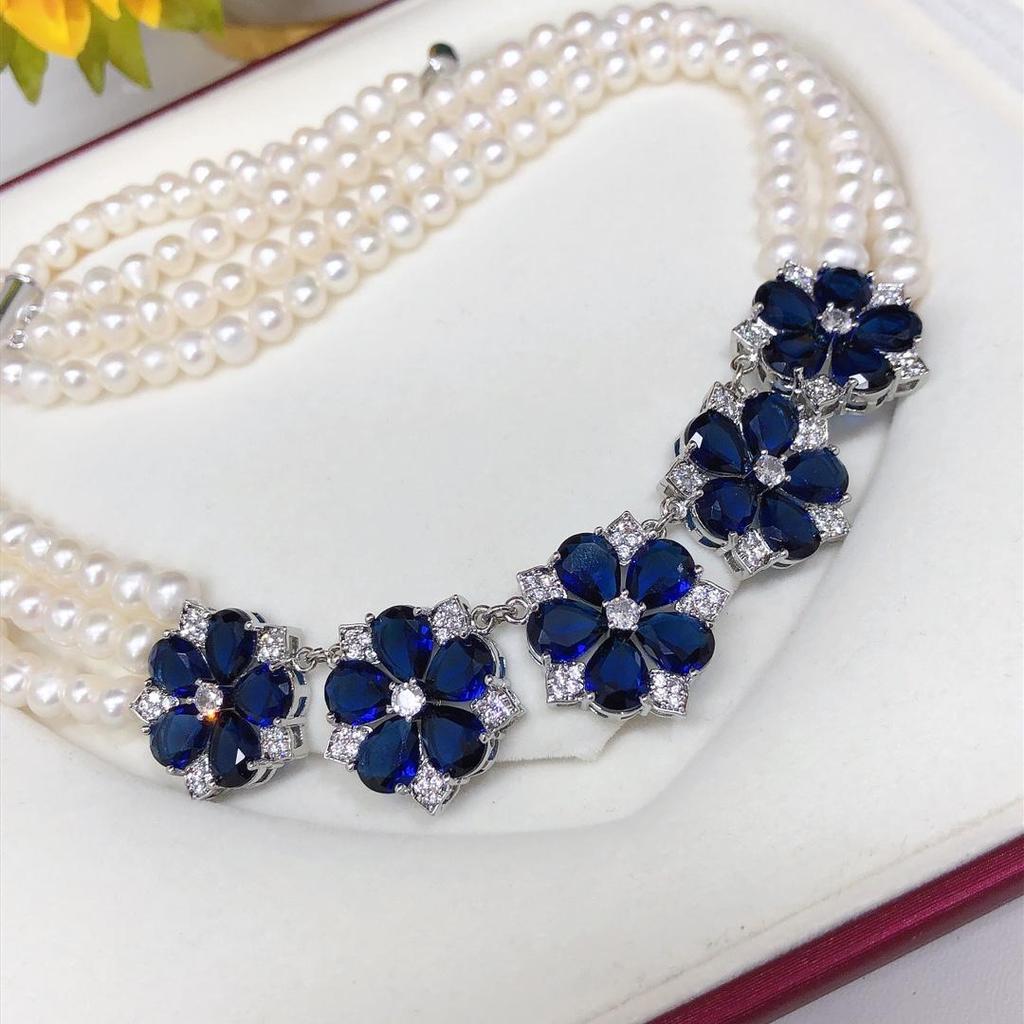 Pearl Flower Multi-Layer Elegant Light Luxury Necklace: White Pearl Collarbone Chain