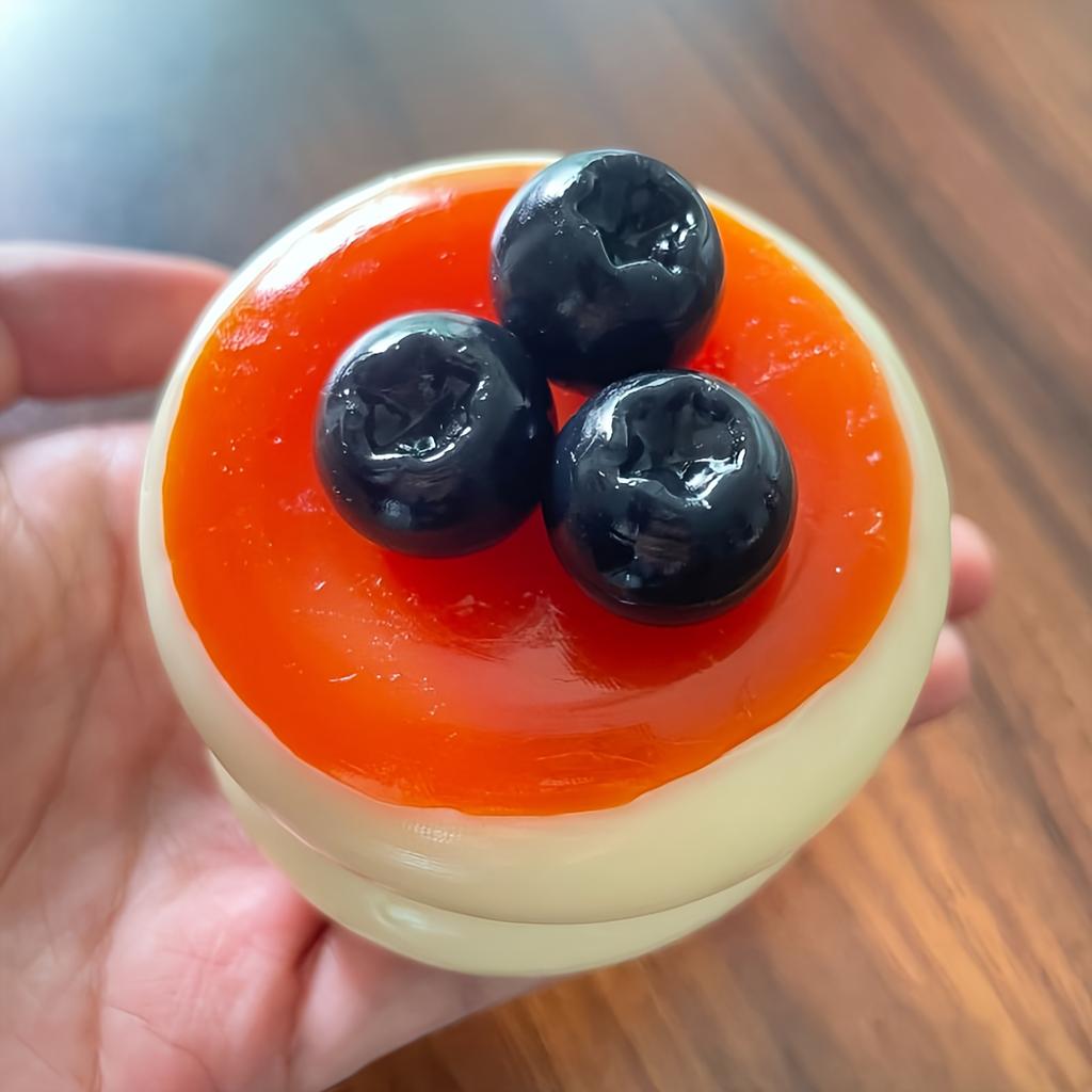 Taba Squishy Simulazione Fragola Soufflé Fidget Squishes Viscoso Mirtillo Torta Squishy Crema Giocattolo Punta delle Dita Giocattoli Squishy