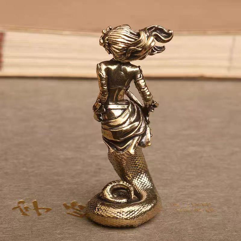Brass Medusa Decoration Ancient Greek Snake Woman Crafts Home Office Desktop Decoration Tea Pet Crafts Creative Figure Statue