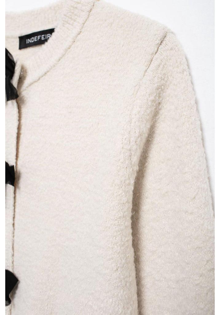 SHEIN Women's Autumn Bow Brooch Knitted Cardigan & Half Skirt Set: European-American Style.