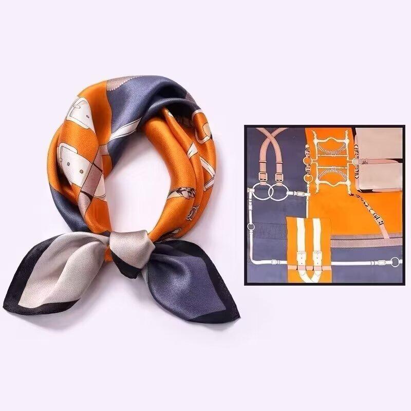 1 pcs 70x70 Gifts for mom: Imitation silk scarves, chain scarves, printed small square scarves, elegant scarves and shawls