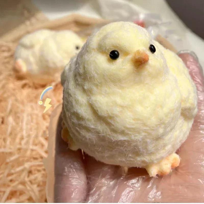 Silicone Chicken Squishy: Handmade Chick Craft, Funny Stress-Relief Toy – TikTok's Viral Fidget Plush Toy