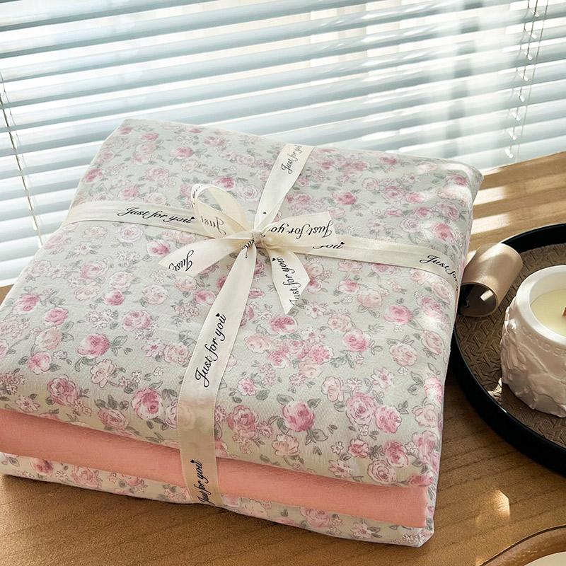Ins Floral Print Bedding Set Knitted Cotton Flat Sheet Set Four Pieces Duvet Cover Double Layer-yarn 4Pcs Lovely Fitted Sheet