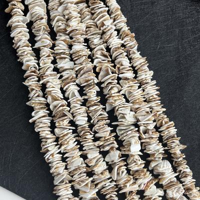 Unieke Natuurlijke 8-9mm Onregelmatige Schelp Chip Kralen Ketting 38cm, Boheemse Strand Sfeer Losse Kralen voor DIY Ketting Armband Sieraden Maken Benodigdheden