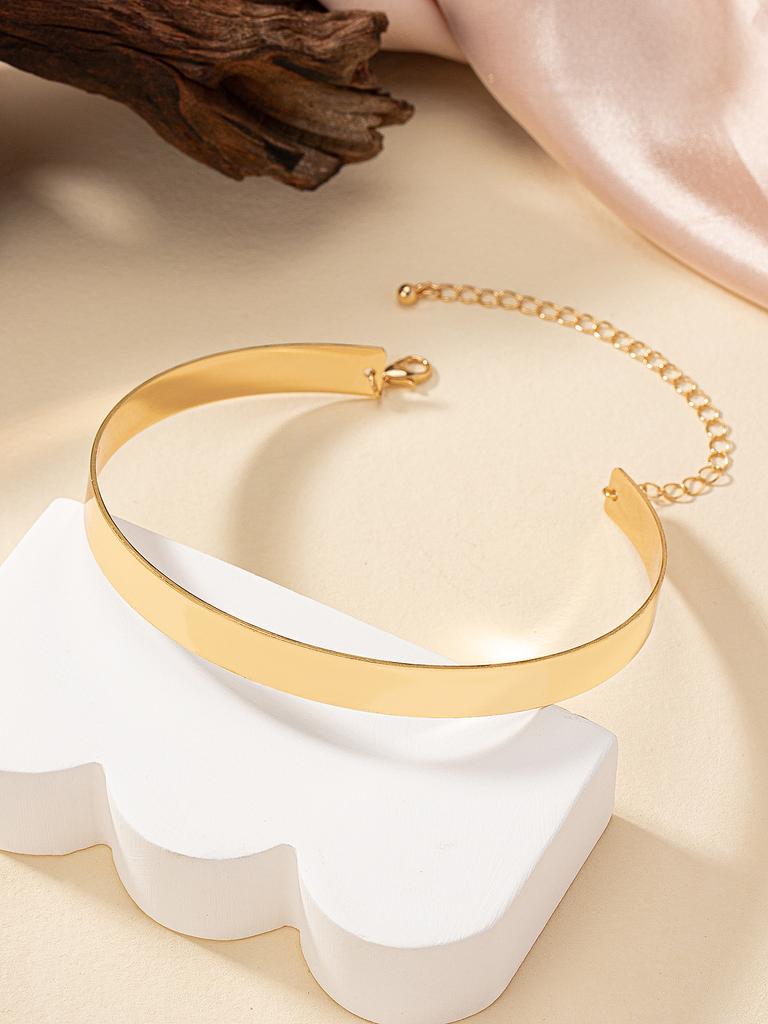 Fashion Exaggerated Punk Hip Hop Collar Personality Design Sense Sexy Necklace Collarbone Chain Hipster Street Auction Collar