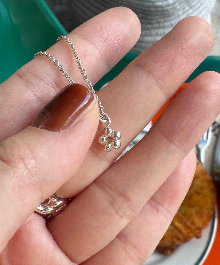 Le Chouchou Single Flower Necklace (925 Silver)