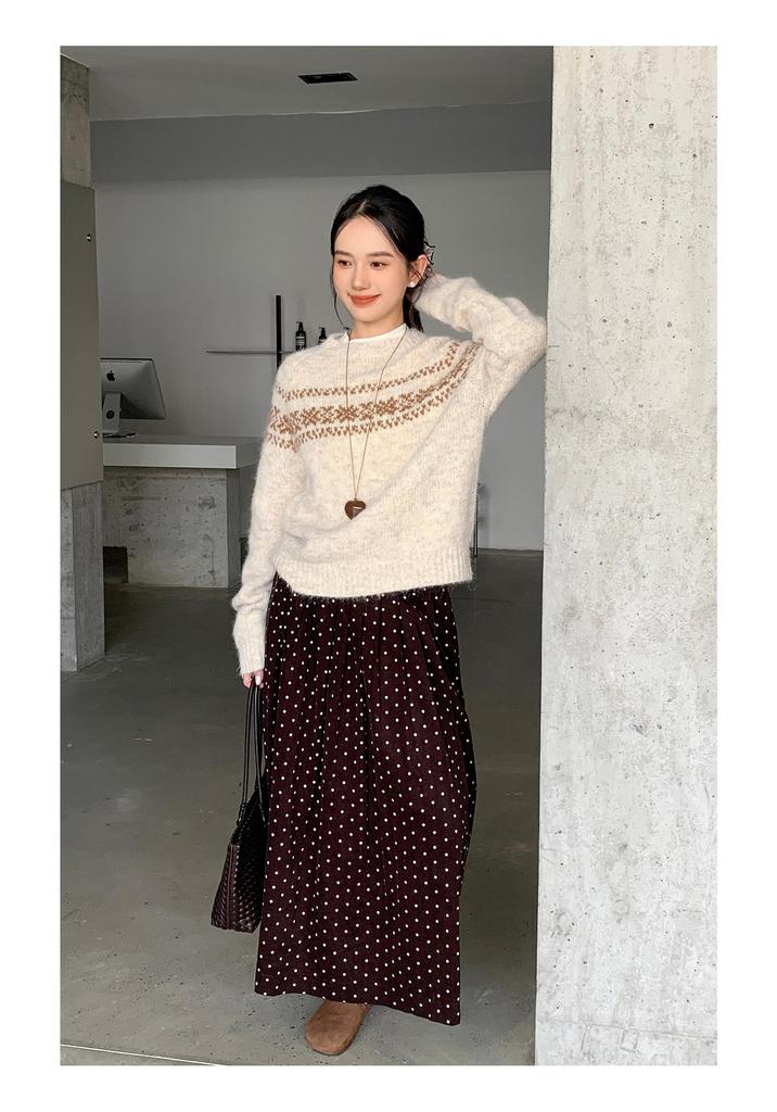 Jiu'er Retro Fair Isle Wool Sweater - Women's Round Neck Fluffy Winter Top