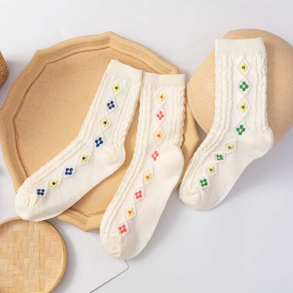 

Cute Sweet Lolita Twist Rhombus White Girls Flower Medium Tube Socks Women Socks Cotton Socks розовый