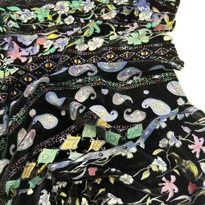 1 mètre Couleur Noir Rétro Style Bohème Motif Floral Velours Tissu Brocart Jacquard Tissus pour Couture DIY Robe Cheongsam