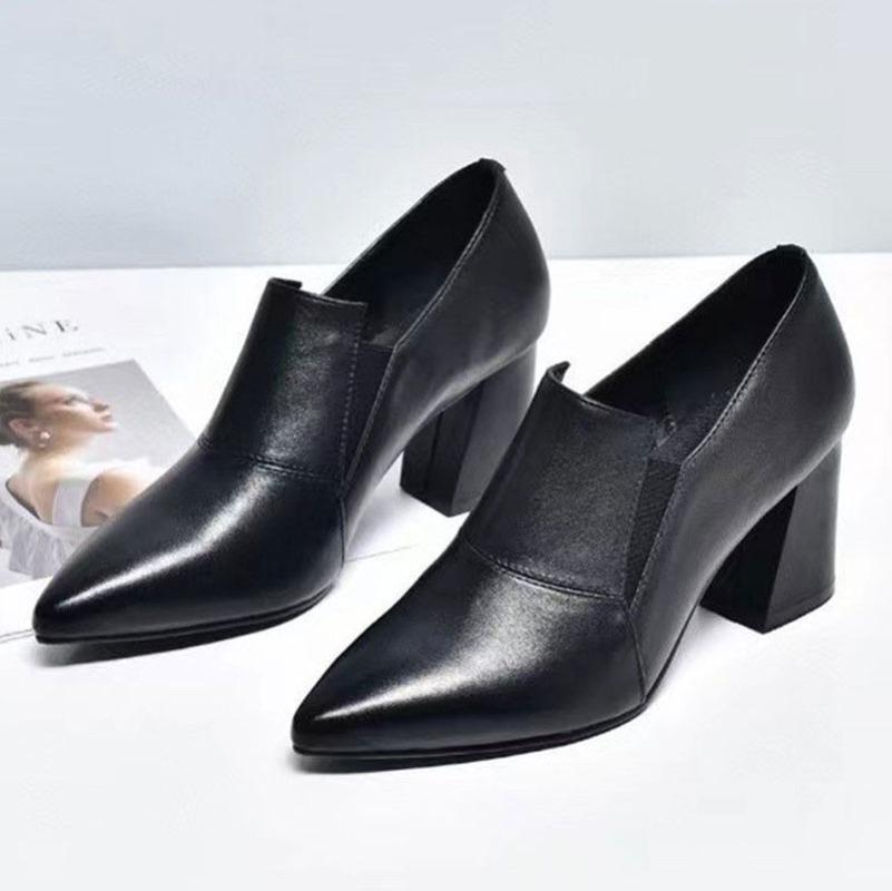 Fashion Spring and Autumn New Thick Heeled Women Shoes Fashion Black Pointed Toe Comfortable Shallow Mouth Slip on Pumps Single Shoes