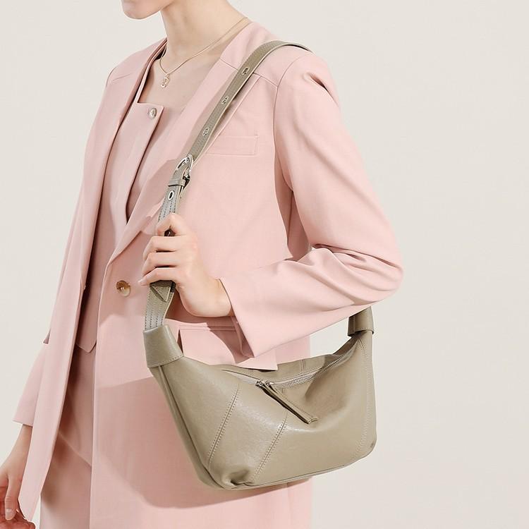 Fashion Trend Underarm Women's Bag Top Layer Cowhide Texture Single Shoulder Crossbody Bag Niche Design Genuine Leather Handbag