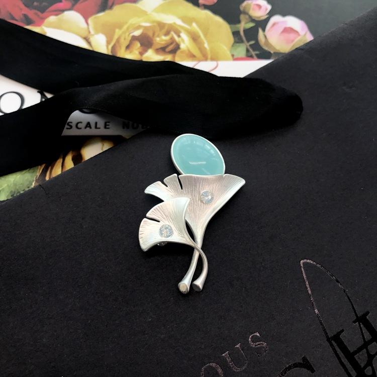 Fashion temperament dumb gold brooch corsage women's suit jacket sweater coat pin crystal high-end accessories