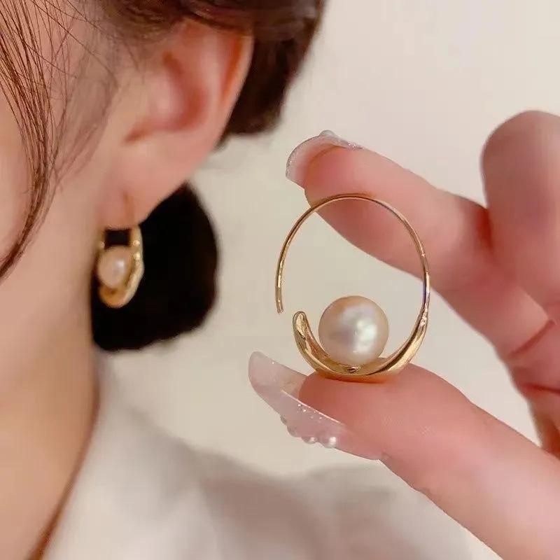 

Трендовые серьги из французского жемчуга высокого класса для женщин: Элегантный стиль ниши 1pairs золотой