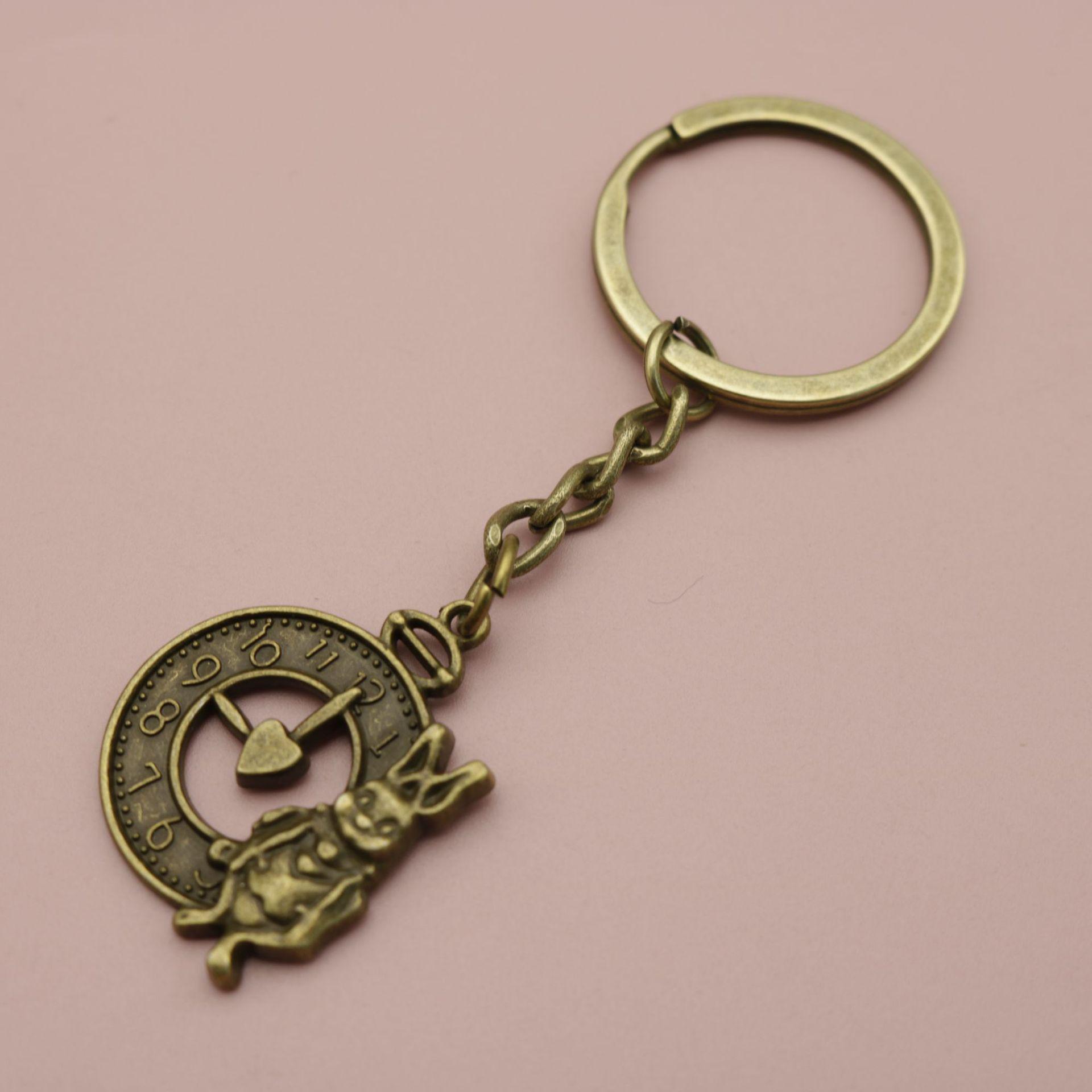 Xiyin Simple Rabbit Clock Keychain Pendant