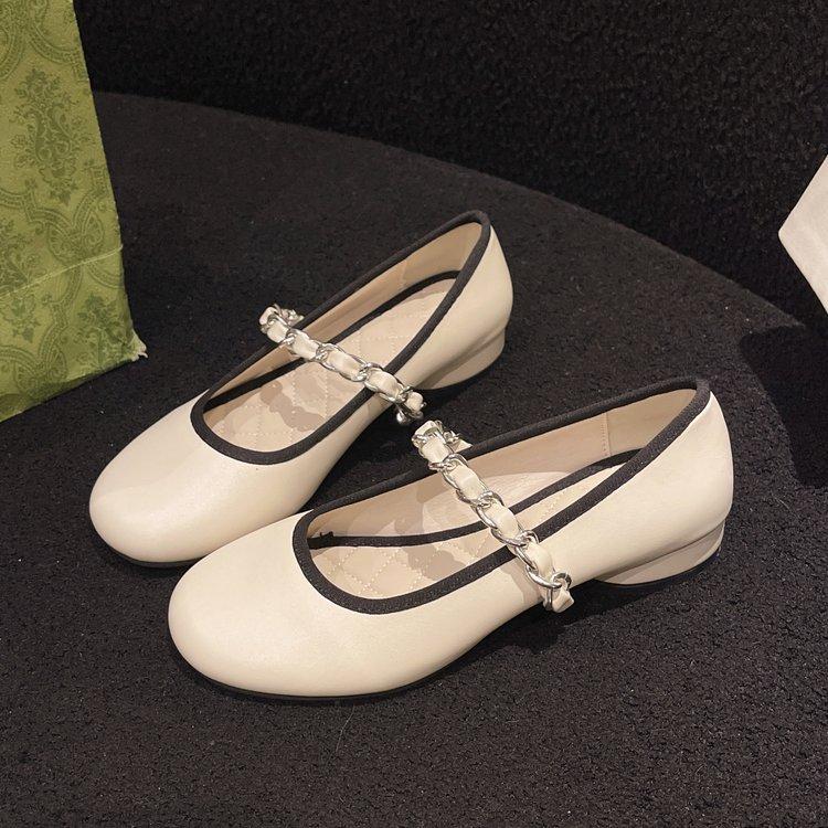 

[Ushilai] French flat-bottomed one-word belt Mary Jane single shoes women s 2025 spring new round head shallow mouth single shoes 40 слоновая кость