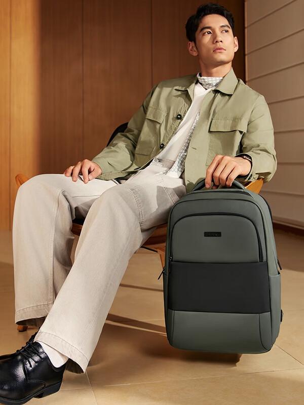OIWAS Men s 16-inch Laptop Commuter Backpack