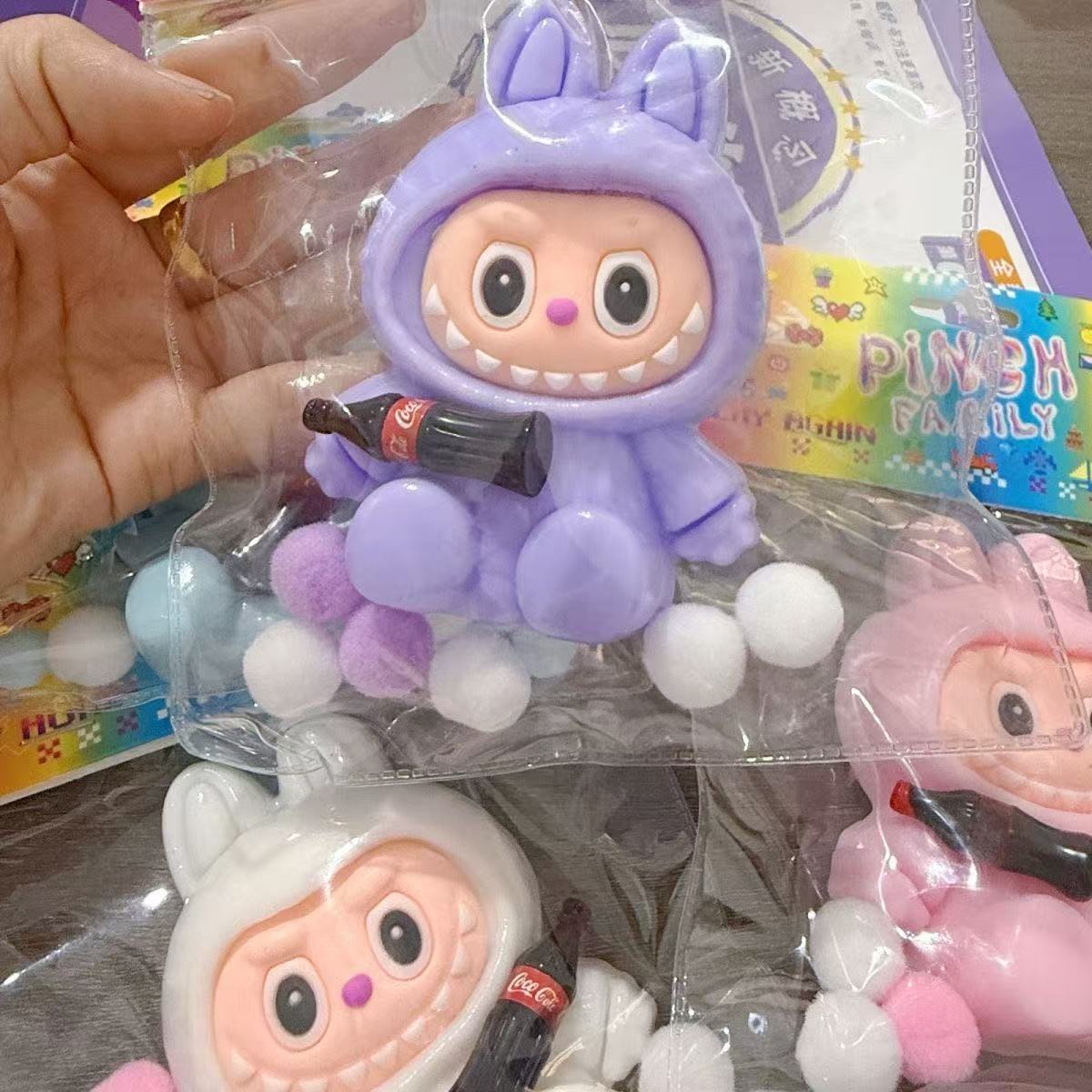 

Милая антистрессовая игрушка-мялка, с мягкой и упругой текстурой, детская антистрессовая игрушка one purple