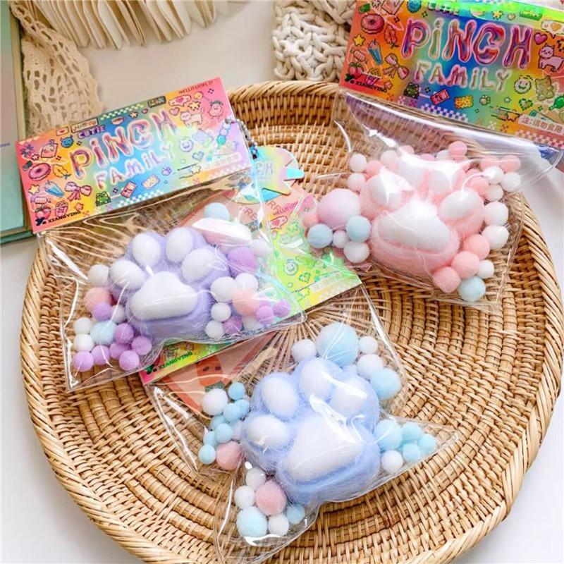 

Dropshipping Fidget Toy Mini Squishy Toys Kawaii Plush Soft Cat Paw Transparent Silicone Cube Stress Relief Squeeze Toy синій