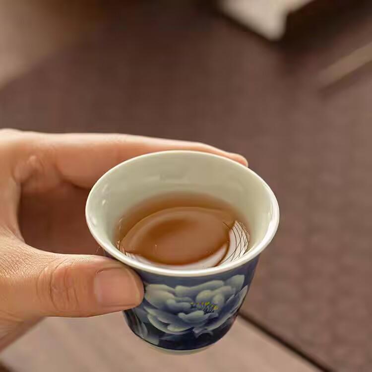 Blue And White Hibiscus Flower Master Cup Single Cup Ceramic Household Kung Fu Tea Set Tea Cup Personal Tea Cup Single Cup Tea Cup