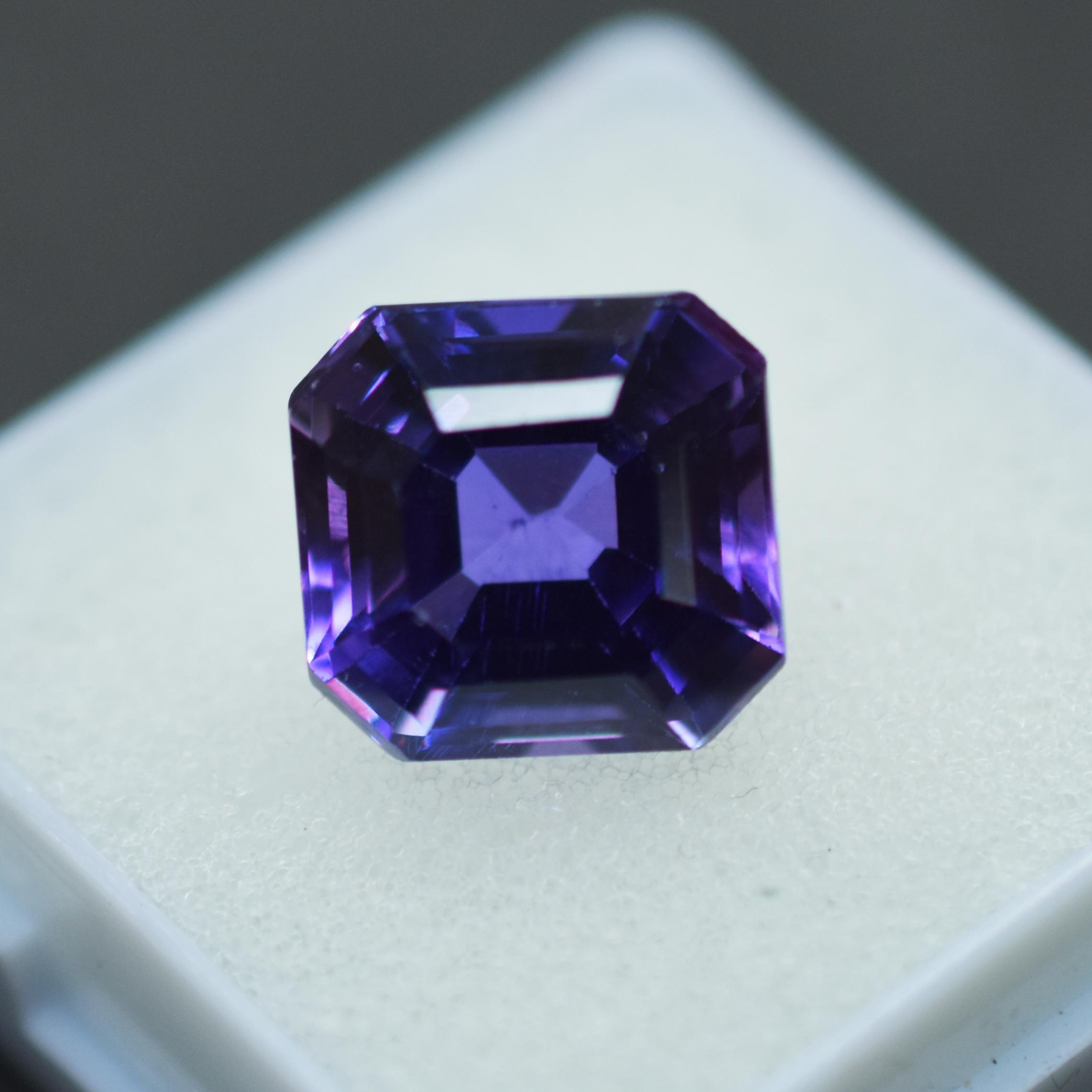 

Натуральний фіолетовий танзаніт 5.9ct Квадратний огранений Сертифікований розсипний дорогоцінний камінь 10.3 mm approx фіолетовий