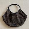 Niche Fashion Leopard Print Design Handbag Women'S Retro Versatile Shoulder Underarm Bag Large Capacity Tote Bag Tide