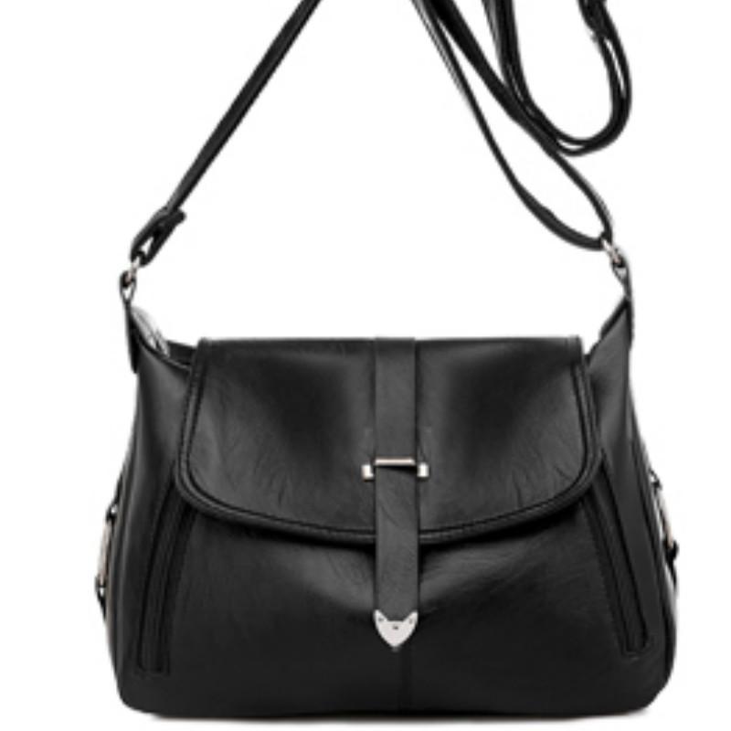 small black bolsa designer