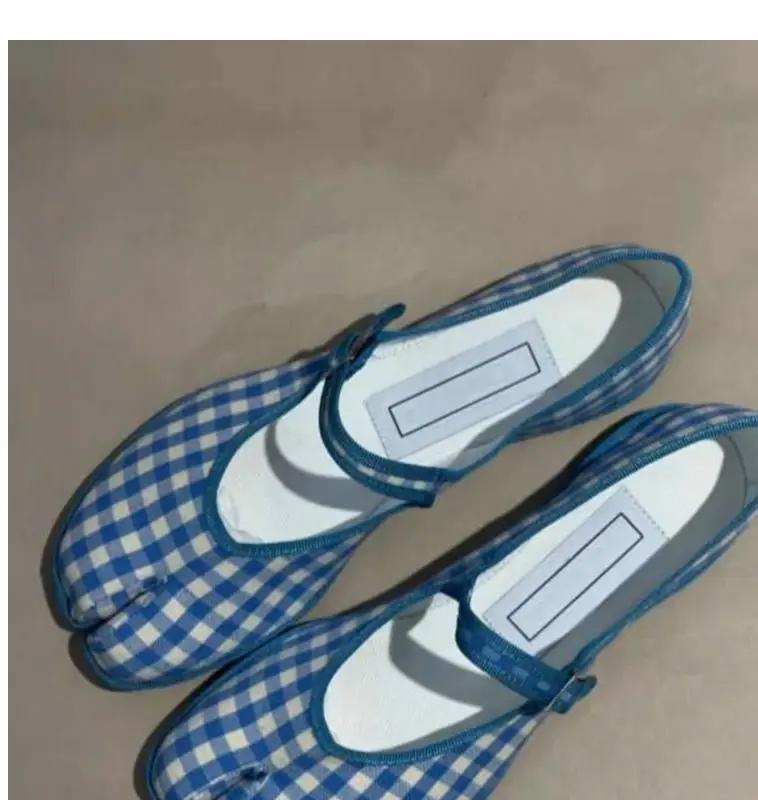 Fashion “Versatile Retro” Gingham Tabi Mary Janes, Buckle - Detailed, Suits Daily Wear & Trendy Scenes