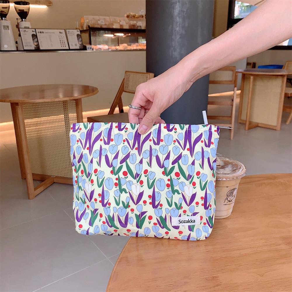Floral Ins Style Canvas Tulip Cosmetic Bag Skincare Organizer Travel Wash Bag Inner Bag Street Fashion Yellow