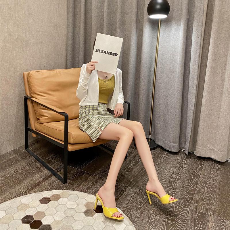 Fashion Shoes Woman's Slippers Square Toe Luxury Slides Thin Heels Heeled Mules 2025 Summer Designer High Patent Leather PU Fabric Rome