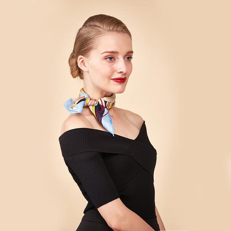 ITARORA Aurora Silk Scarf & Hand Cream Gift Set