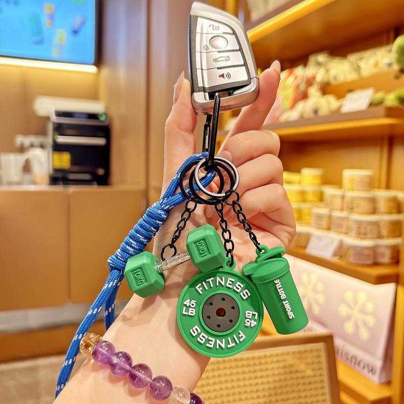 Breloc Fitness Desen Animat: Pandantiv Dopamină Kettlebell Dumbbell pentru Genți și Rucsacuri - Cadou Unisex