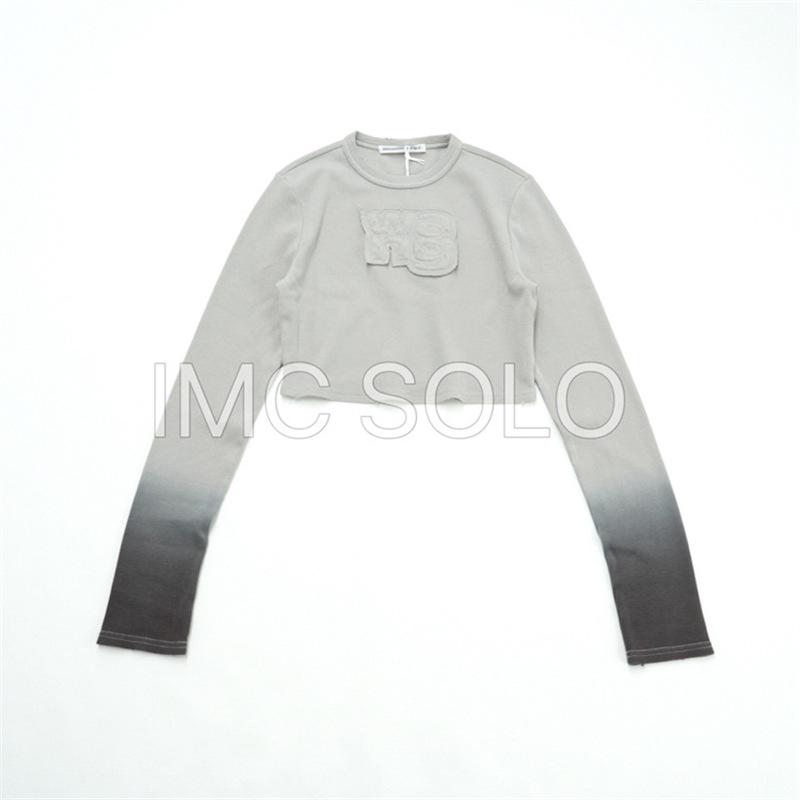 

IMC Trend Women s Distressed Logo Dip-Dyed Gradient Crop Long Sleeve T-Shirt Small