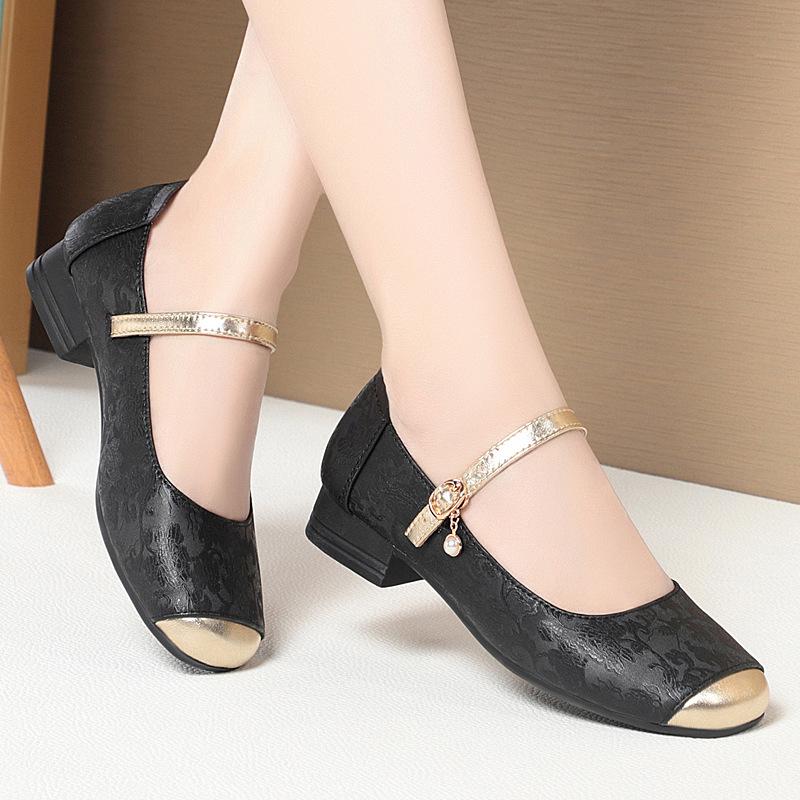 Plus Size 41 42 Breathable Comfortable Shallow National Emborider Mary Janes Flat Shoes 2025 Spring Square Heels Shoes for Mom