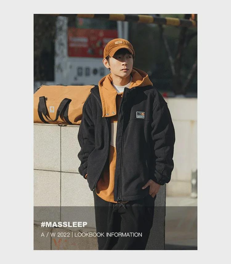 Men's Japanese Retro Stand Collar Warm Fleece Jacket - Non-Pilling, Zippered, Lamb Fleece Lining for Autumn/Winter.