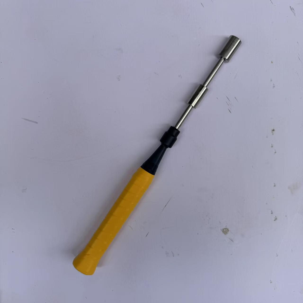 

Тренер по бадминтону: Улучшайте навыки и силу замаха с помощью звуковой и мигающей обратной связи