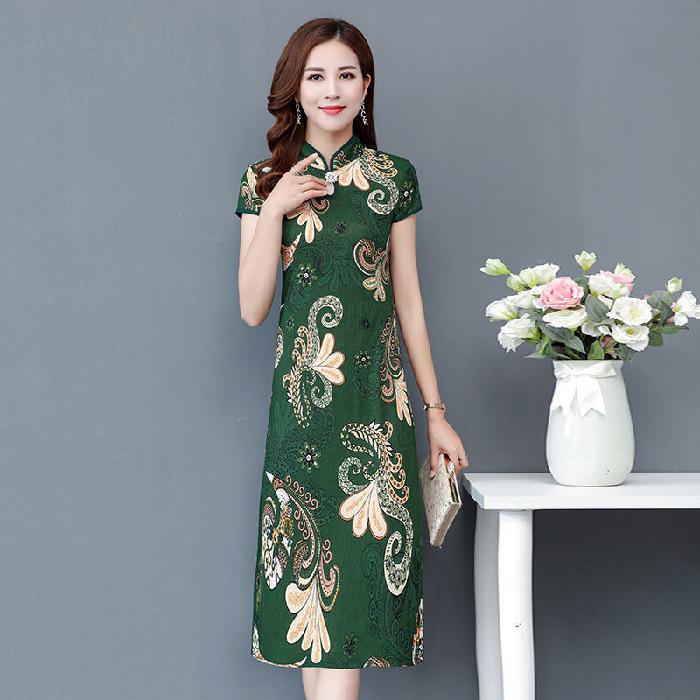 Cheongsam chinezesc stil nou: Rochie cu mânecă scurtă, croială slim-fit, lungime medie, cu imprimeu de vară