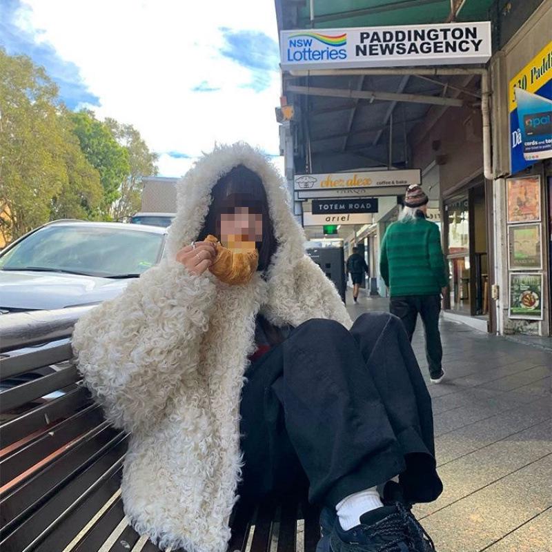 

Дубленка с капюшоном из овчины Curly Little Lamb S