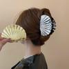 Pinzas para el pelo de concha de metal de color dorado a la moda para mujer, pinzas para el pelo con forma de cangrejo, pinzas para el pelo, accesorios para el cabello de moda
