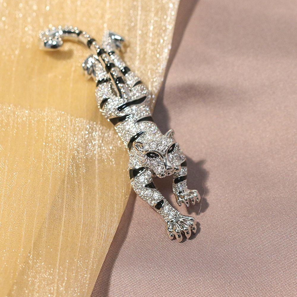 Clothes Decoration New Year Gifts Korean Style Pin Tiger Brooches Enamel Badges Fashion Jewelry