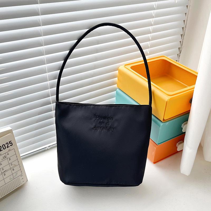 2025 Summer New Simple Nylon Underarm Bag Niche Design Letter Embroidery Portable Bucket Bag
