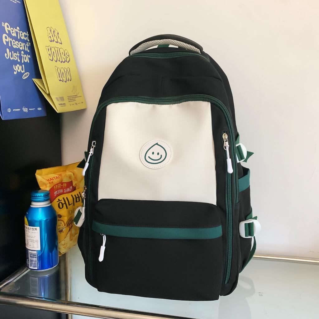 Korean Version of Junior High School Students' Large-capacity Backpack Simple Middle School Students' Burden Reducing Leisure Backpack