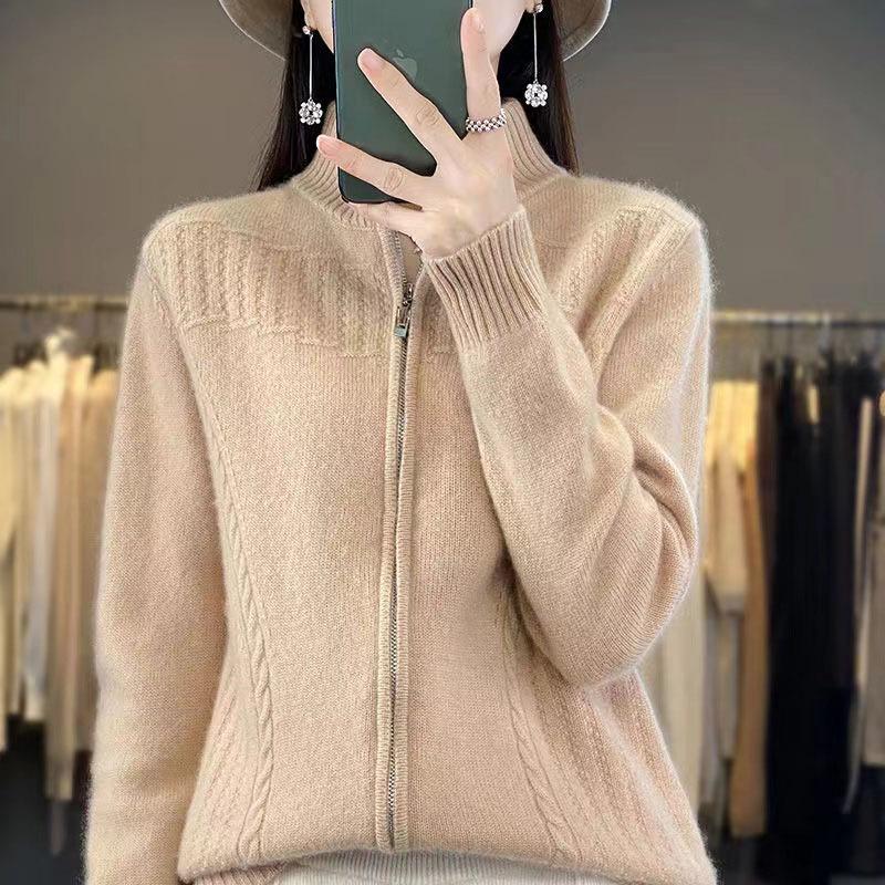 Cardigan Retro Tricotat cu Fermoar pentru Femei - Gât Semi-Înalt, Croială Largă, pentru Toamnă/Iarnă 2024.