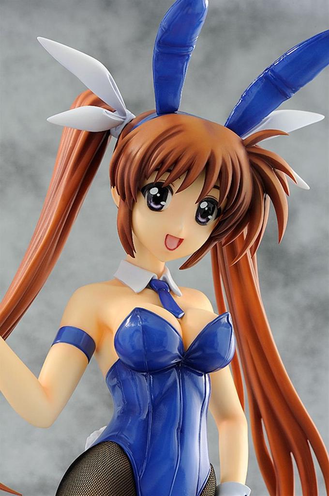 Magical Girl Lyrical Nanoha StrikerS Takamachi Nanoha Bunny scale PVC painted finished Ver. (1/4 product)