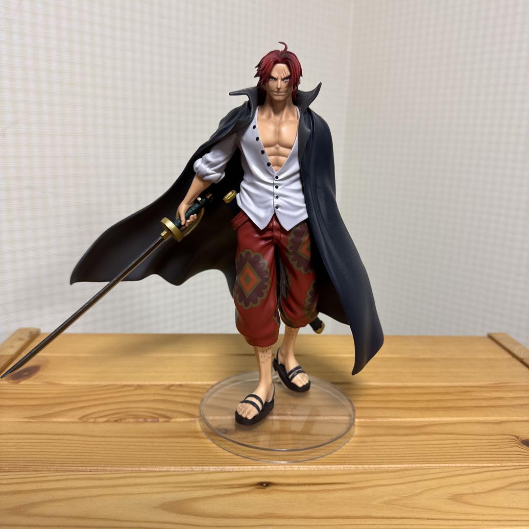 

[USED] One Piece Shanks Figure